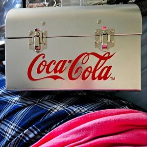 Coke lunch tin